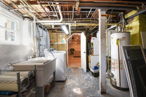 Tiny photo for 704 S Elmwood Avenue, Oak Park, IL 60304 (MLS # 12595790)