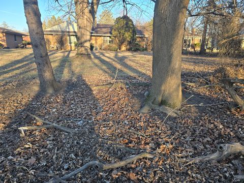 Tiny photo for 9424 Normandy Avenue, Morton Grove, IL 60053 (MLS # 12580879)