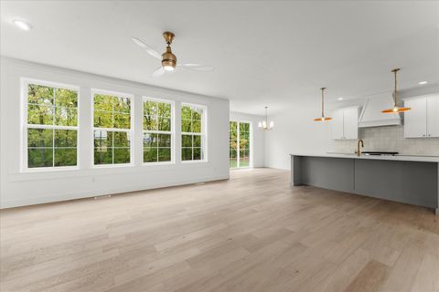 Tiny photo for 1401 Ravenwood Drive, Mahomet, IL 61853 (MLS # 12440244)