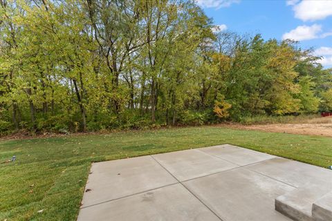 Tiny photo for 1401 Ravenwood Drive, Mahomet, IL 61853 (MLS # 12440244)