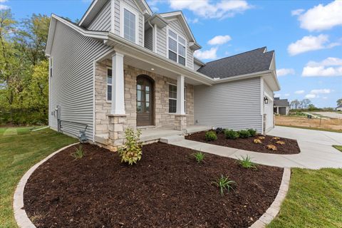 Tiny photo for 1401 Ravenwood Drive, Mahomet, IL 61853 (MLS # 12440244)