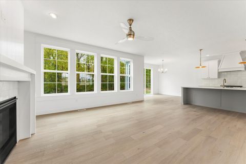 Tiny photo for 1401 Ravenwood Drive, Mahomet, IL 61853 (MLS # 12440244)