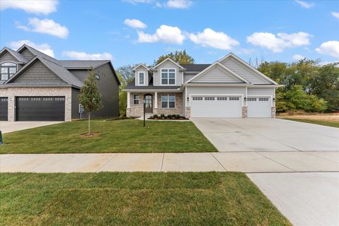 Tiny photo for 1401 Ravenwood Drive, Mahomet, IL 61853 (MLS # 12440244)