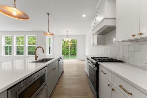 Tiny photo for 1401 Ravenwood Drive, Mahomet, IL 61853 (MLS # 12440244)