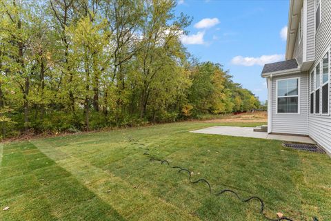 Tiny photo for 1401 Ravenwood Drive, Mahomet, IL 61853 (MLS # 12440244)