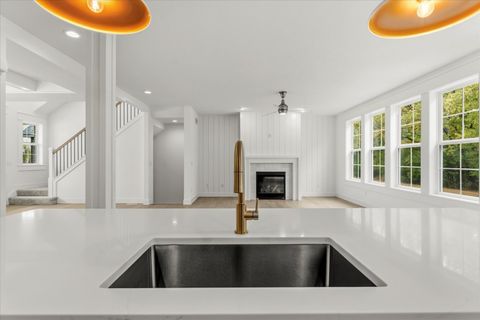 Tiny photo for 1401 Ravenwood Drive, Mahomet, IL 61853 (MLS # 12440244)