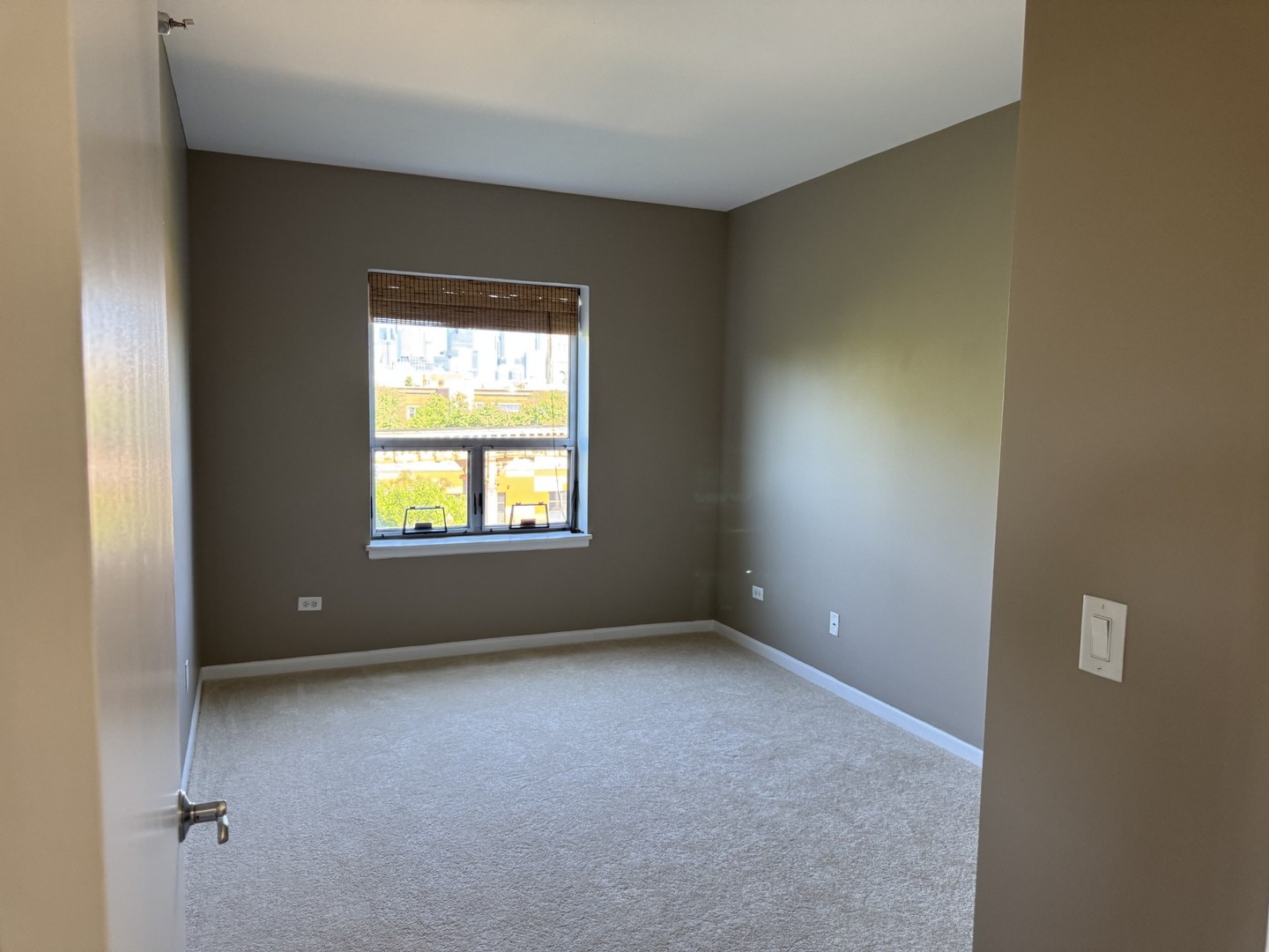 100 N Hermitage Avenue 409