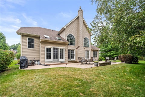 Tiny photo for 447 Lake Run Court, North Aurora, IL 60542 (MLS # 12717409)