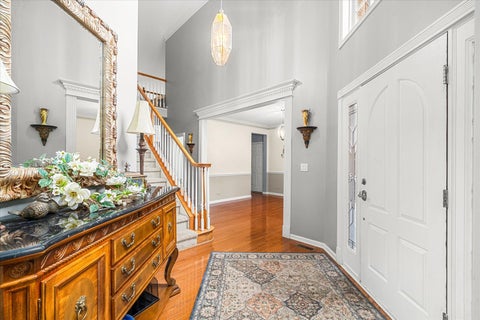 Tiny photo for 447 Lake Run Court, North Aurora, IL 60542 (MLS # 12717409)