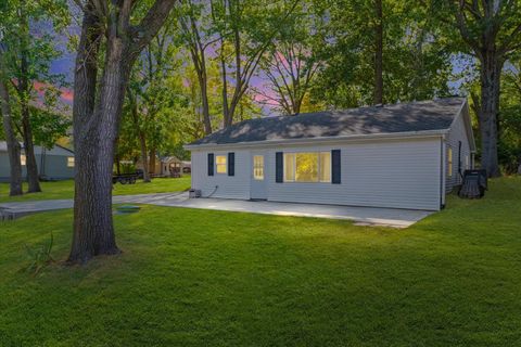 Tiny photo for 958 N 3555 East Road, Neoga, IL 62447 (MLS # 12471038)