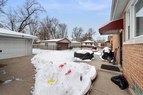 Tiny photo for 15726 Ingleside Avenue, Dolton, IL 60419 (MLS # 12521640)