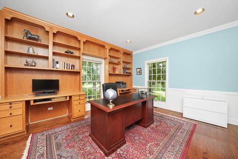 Tiny photo for 15 S Wynstone Drive, North Barrington, IL 60010 (MLS # 12448395)