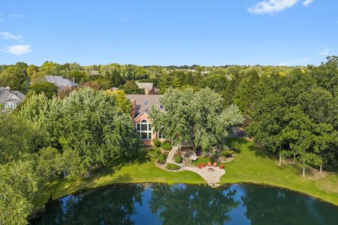 Tiny photo for 15 S Wynstone Drive, North Barrington, IL 60010 (MLS # 12448395)