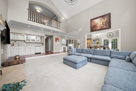 Tiny photo for 15 S Wynstone Drive, North Barrington, IL 60010 (MLS # 12448395)