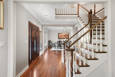 Tiny photo for 15 S Wynstone Drive, North Barrington, IL 60010 (MLS # 12448395)