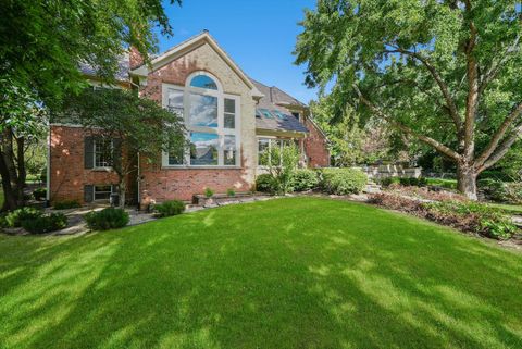 Tiny photo for 15 S Wynstone Drive, North Barrington, IL 60010 (MLS # 12448395)