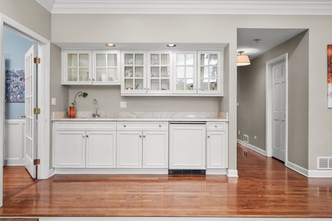 Tiny photo for 15 S Wynstone Drive, North Barrington, IL 60010 (MLS # 12448395)