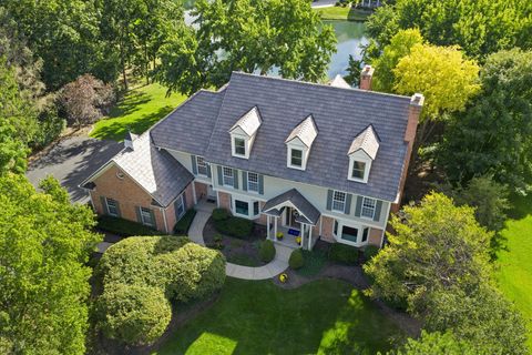 Tiny photo for 15 S Wynstone Drive, North Barrington, IL 60010 (MLS # 12448395)