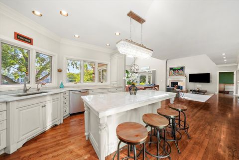 Tiny photo for 15 S Wynstone Drive, North Barrington, IL 60010 (MLS # 12448395)