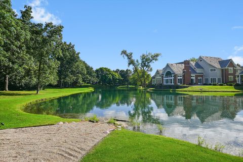 Tiny photo for 15 S Wynstone Drive, North Barrington, IL 60010 (MLS # 12448395)