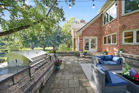 Tiny photo for 15 S Wynstone Drive, North Barrington, IL 60010 (MLS # 12448395)