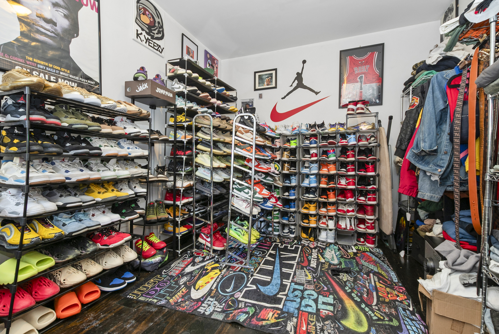 4220 W Monroe Street