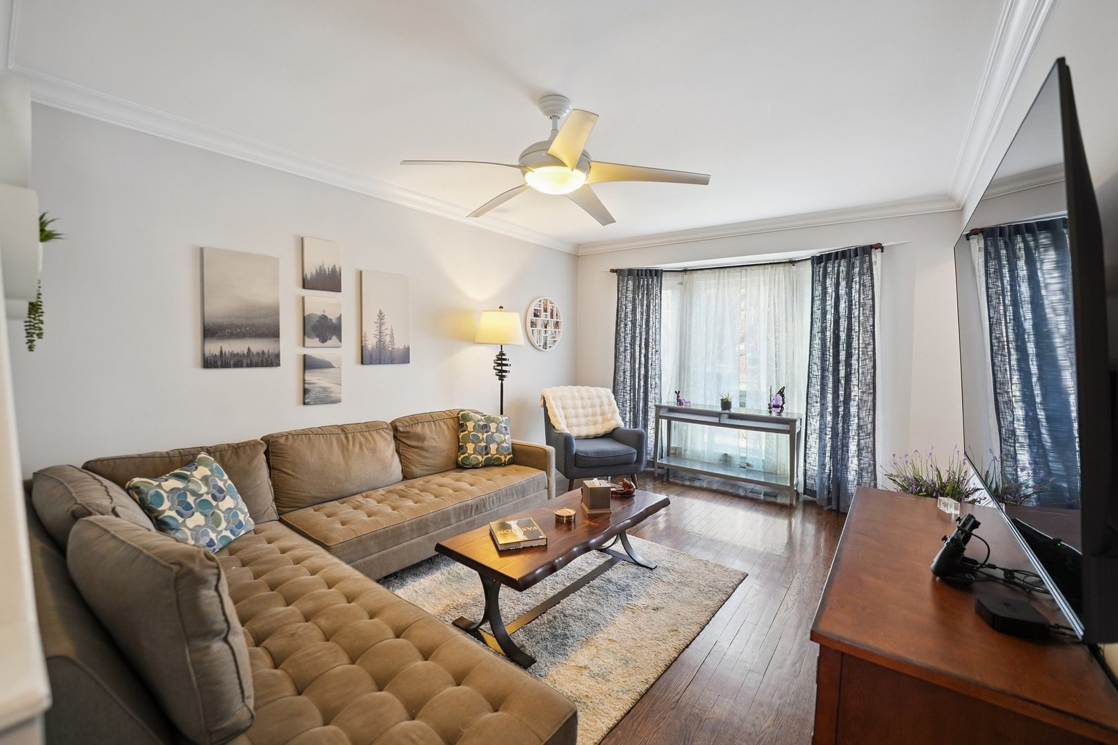 3764 N Oleander Avenue