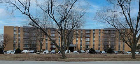 Tiny photo for 700 N Bruce Lane #408, Glenwood, IL 60425 (MLS # 12546159)