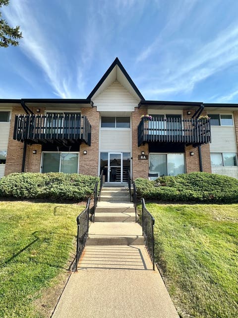 Photo of 6A Kingery Quarter Road #203, Willowbrook, IL 60527 (MLS # 12670123)