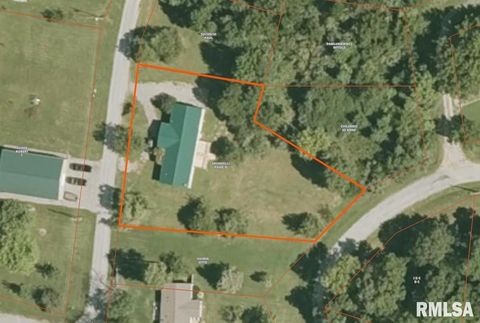 Tiny photo for 65 Payne Drive, Goreville, IL 62939 (MLS # EB459963)