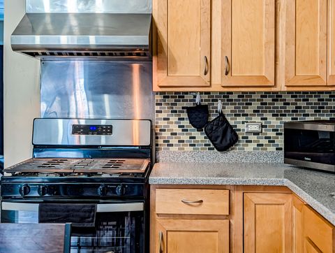 Tiny photo for 811 Beech Drive, Bolingbrook, IL 60440 (MLS # 12559270)