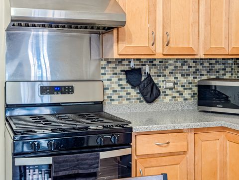 Tiny photo for 811 Beech Drive, Bolingbrook, IL 60440 (MLS # 12559270)