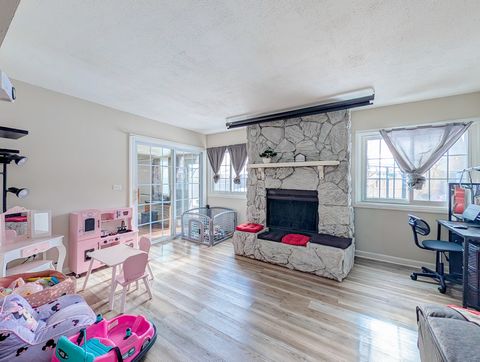 Tiny photo for 811 Beech Drive, Bolingbrook, IL 60440 (MLS # 12559270)