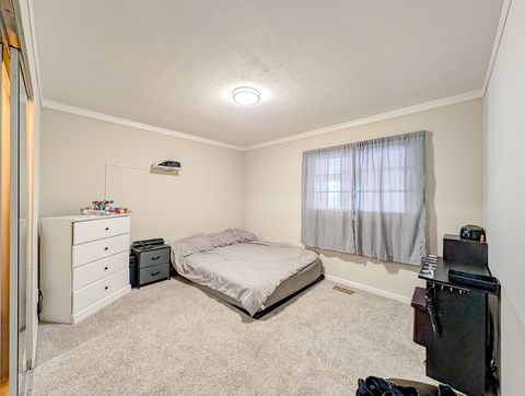 Tiny photo for 811 Beech Drive, Bolingbrook, IL 60440 (MLS # 12559270)