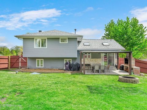 Tiny photo for 0N170 Sarana Avenue, West Chicago, IL 60185 (MLS # 12632057)