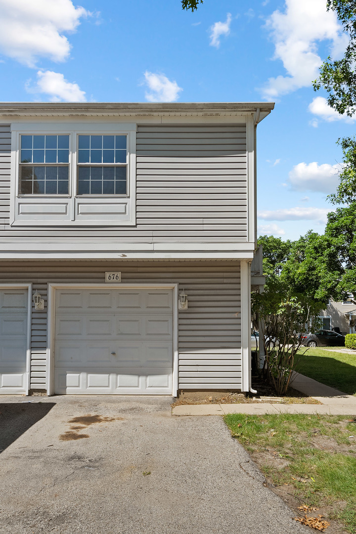 676 Cleo Court 676