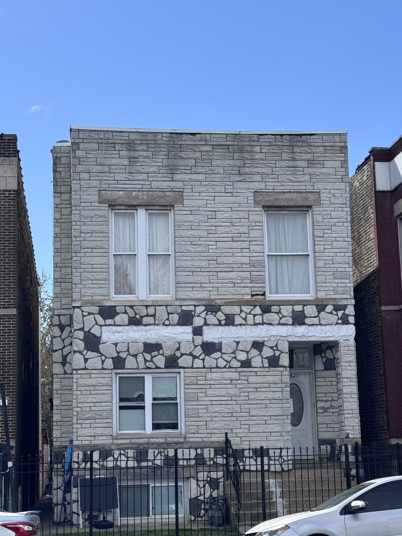 1940 N Pulaski Road
