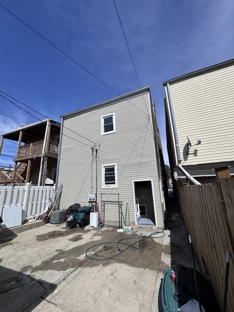 1940 N Pulaski Road