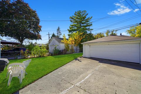 Tiny photo for 1714 N 73rd Court, Elmwood Park, IL 60707 (MLS # 12586899)