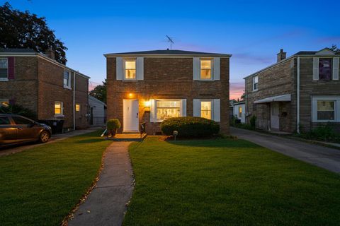 Tiny photo for 1714 N 73rd Court, Elmwood Park, IL 60707 (MLS # 12586899)