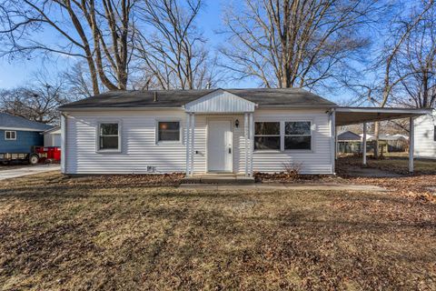 Photo of 1902 Meadow Drive, Champaign, IL 61821 (MLS # 12552614)
