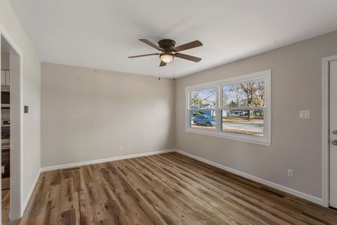 Tiny photo for 1902 Meadow Drive, Champaign, IL 61821 (MLS # 12552614)
