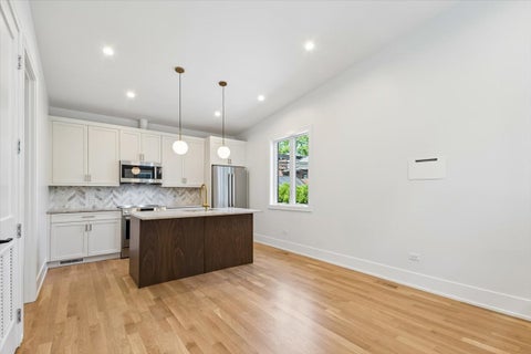 Tiny photo for 3820 N Damen Avenue #CH, Chicago, IL 60618 (MLS # 12639821)