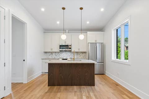 Tiny photo for 3820 N Damen Avenue #CH, Chicago, IL 60618 (MLS # 12639821)