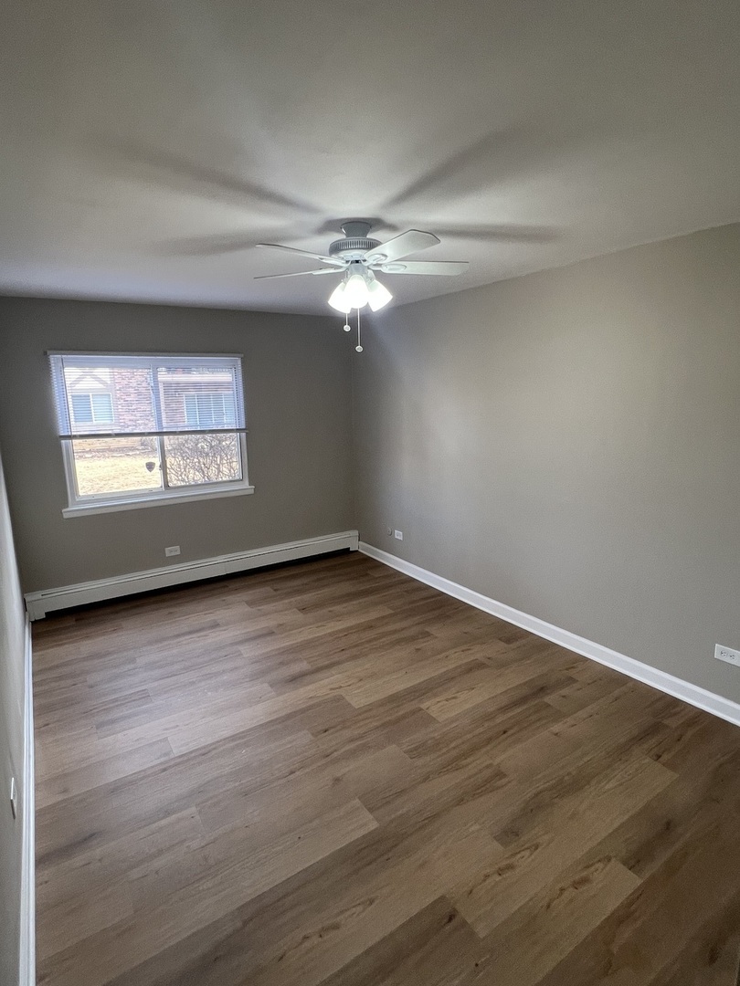 9S110 Lake Drive 14-107