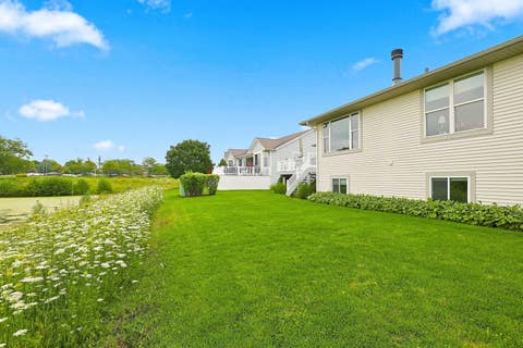 Tiny photo for 13106 EAKIN CREEK Court, Huntley, IL 60142 (MLS # 12721115)