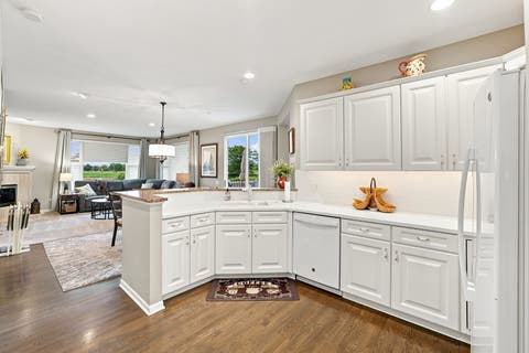 Tiny photo for 13106 EAKIN CREEK Court, Huntley, IL 60142 (MLS # 12721115)