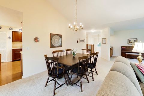 Tiny photo for 2529 Live Oak Lane, Buffalo Grove, IL 60089 (MLS # 12630562)