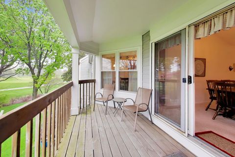 Tiny photo for 2529 Live Oak Lane, Buffalo Grove, IL 60089 (MLS # 12630562)