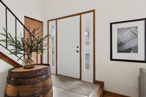 Tiny photo for 513 East Avenue #513, Streamwood, IL 60107 (MLS # 12599399)